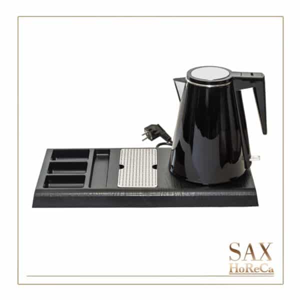 Čaj i kafa bilo kada, bez zvanja room service – 1.2L vode proključa za oko 5 do 7 minuta, voda za šolju čaja ili kafe (250-300 ml) je spremna još brže, za oko 2 do 3 minuta. Voda ne može da iskipi i ketler se sam isključuje kada se zagreje pa gosti mogu da planiraju svoj dan i uživaju u drugim aktivnostima umesto nadgledanja ketlera.